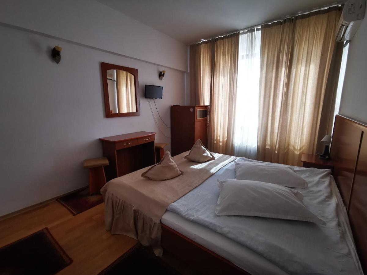 Hotel Unirea Focşani 外观 照片